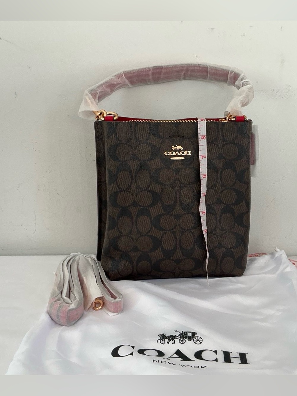 Coach Mollie Bucket Bag 22 In Signature Canvas - Picture 3 of 4
